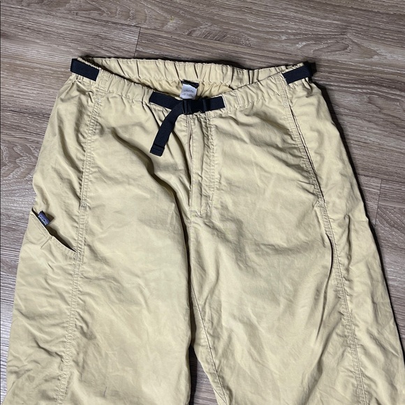 Patagonia Men's Tan Cargo Pants - Picture 3 of 9